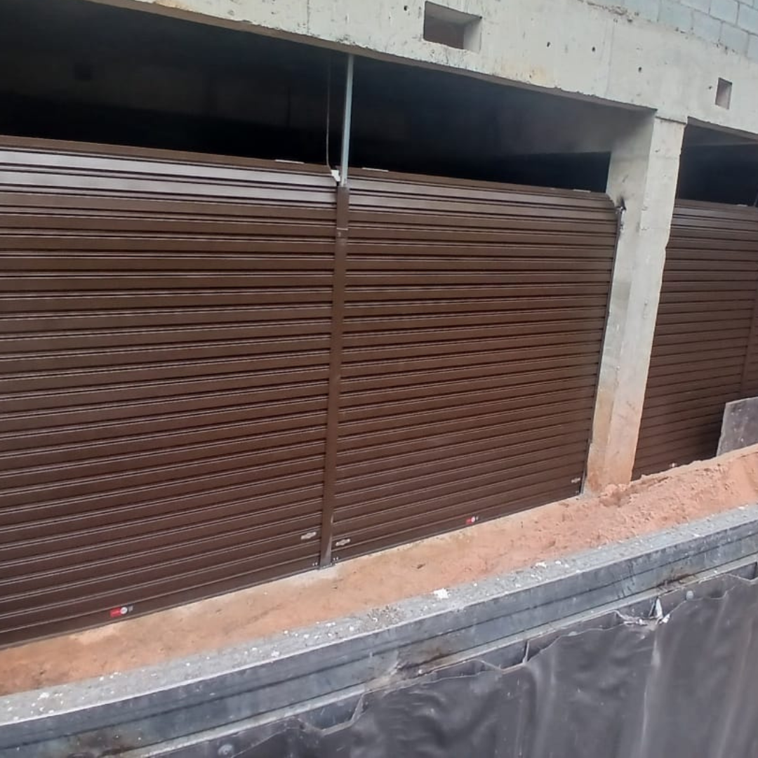 Porta de Aço na Vila Carrão – Segurança, Resistência e Instalação Especializada