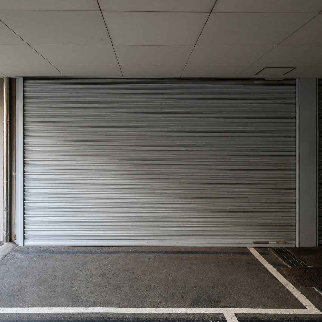 Porta de Aço Oratório | Portas Automáticas, Manuais e Sob Medida