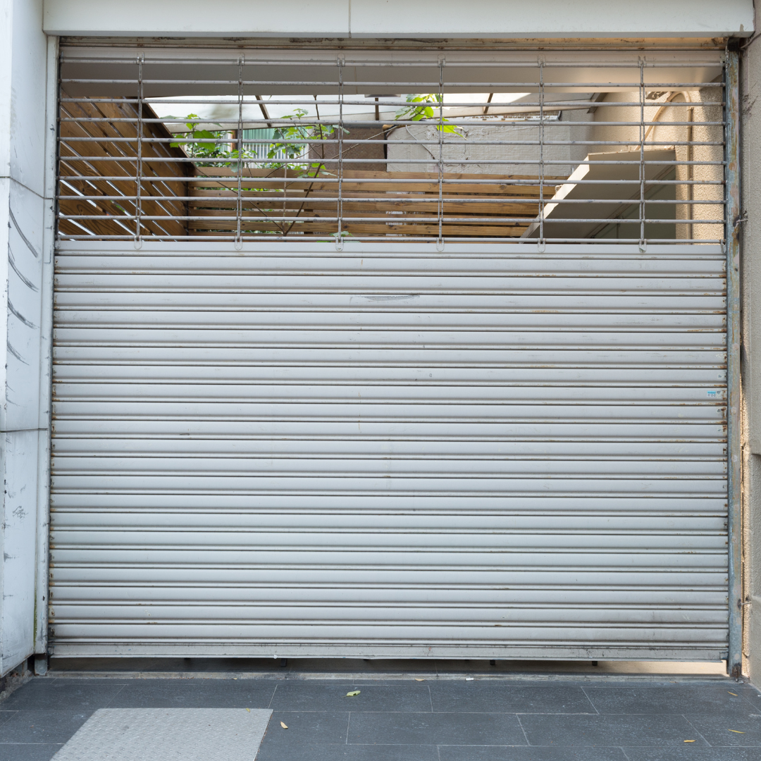 Porta de Aço para Loja | Segurança, Resistência e Solução Profissional para Comércio